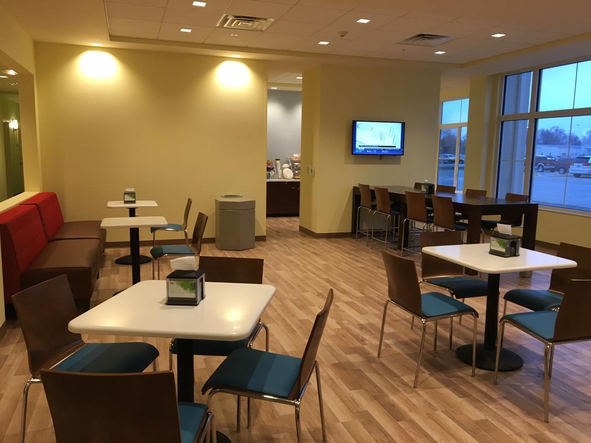 Days Inn & Suites By Wyndham Kearney Ne Екстериор снимка